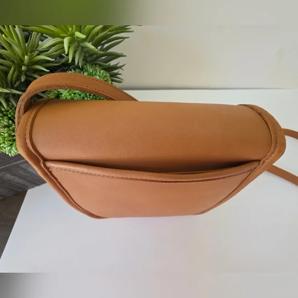 Vintage Coach Companion Flap Crossbody Bag Camel Glove Tanned Leather - Picture 10 of 15